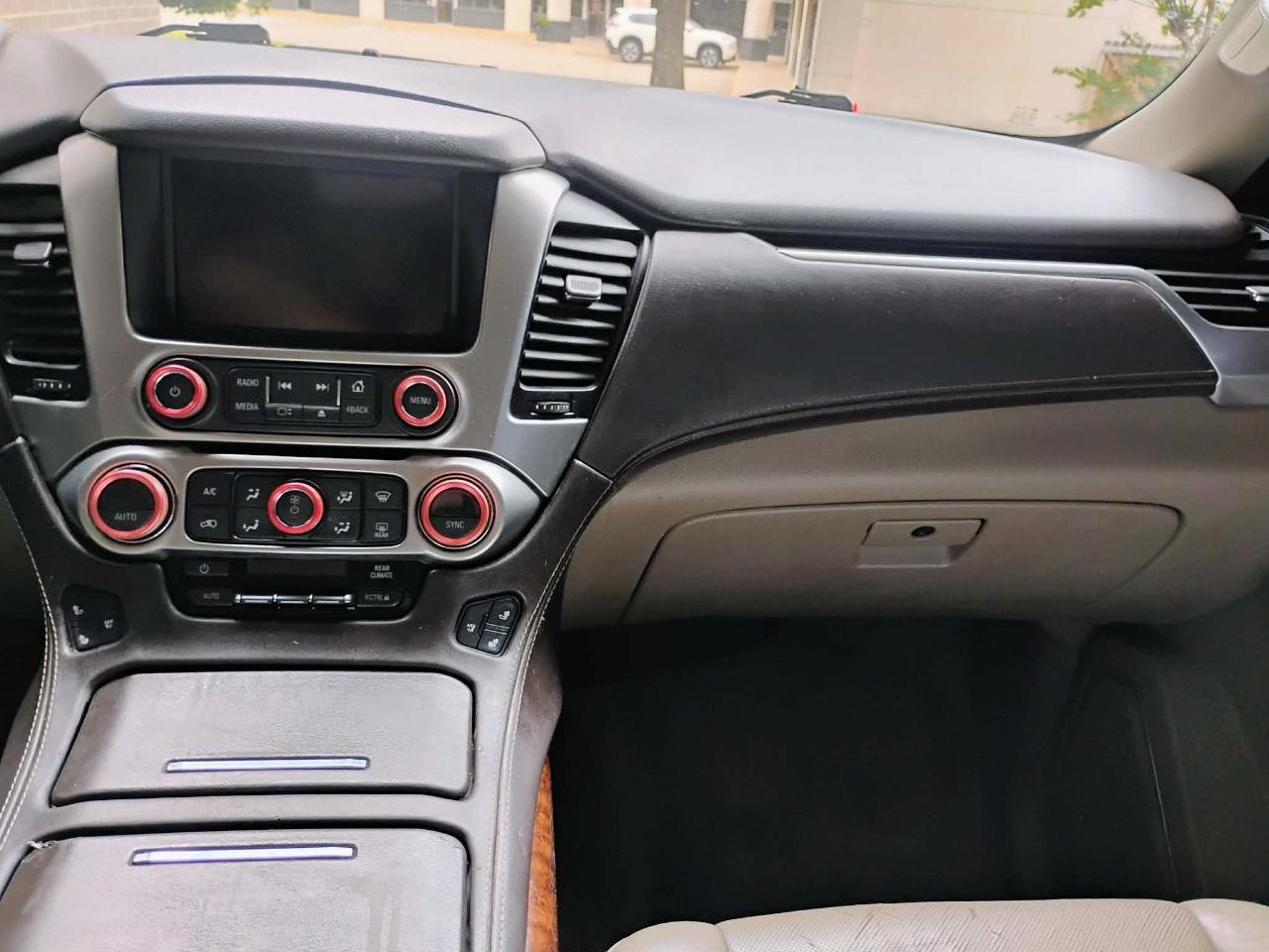 Chevrolet Tahoe 4WD 4dr LTZ 2015