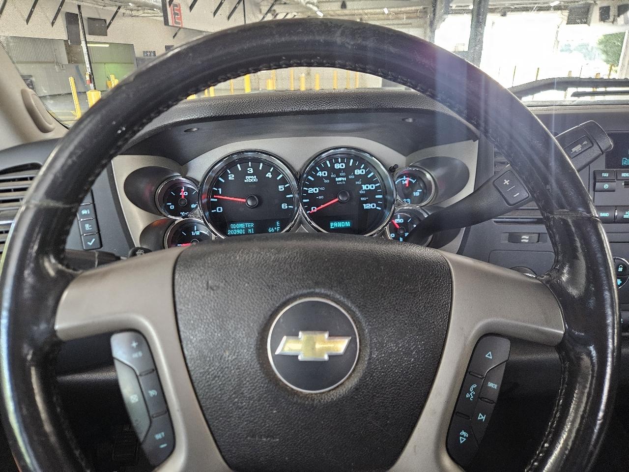 Chevrolet Silverado 1500 LT Z71 Crew Cab 4WD 2012