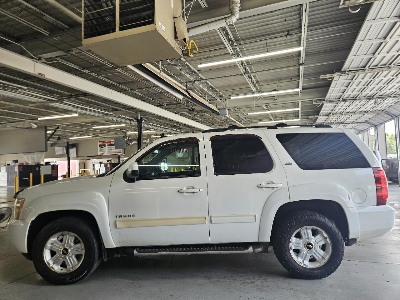 Chevrolet Tahoe Z71 4D SUV 4WD 2010