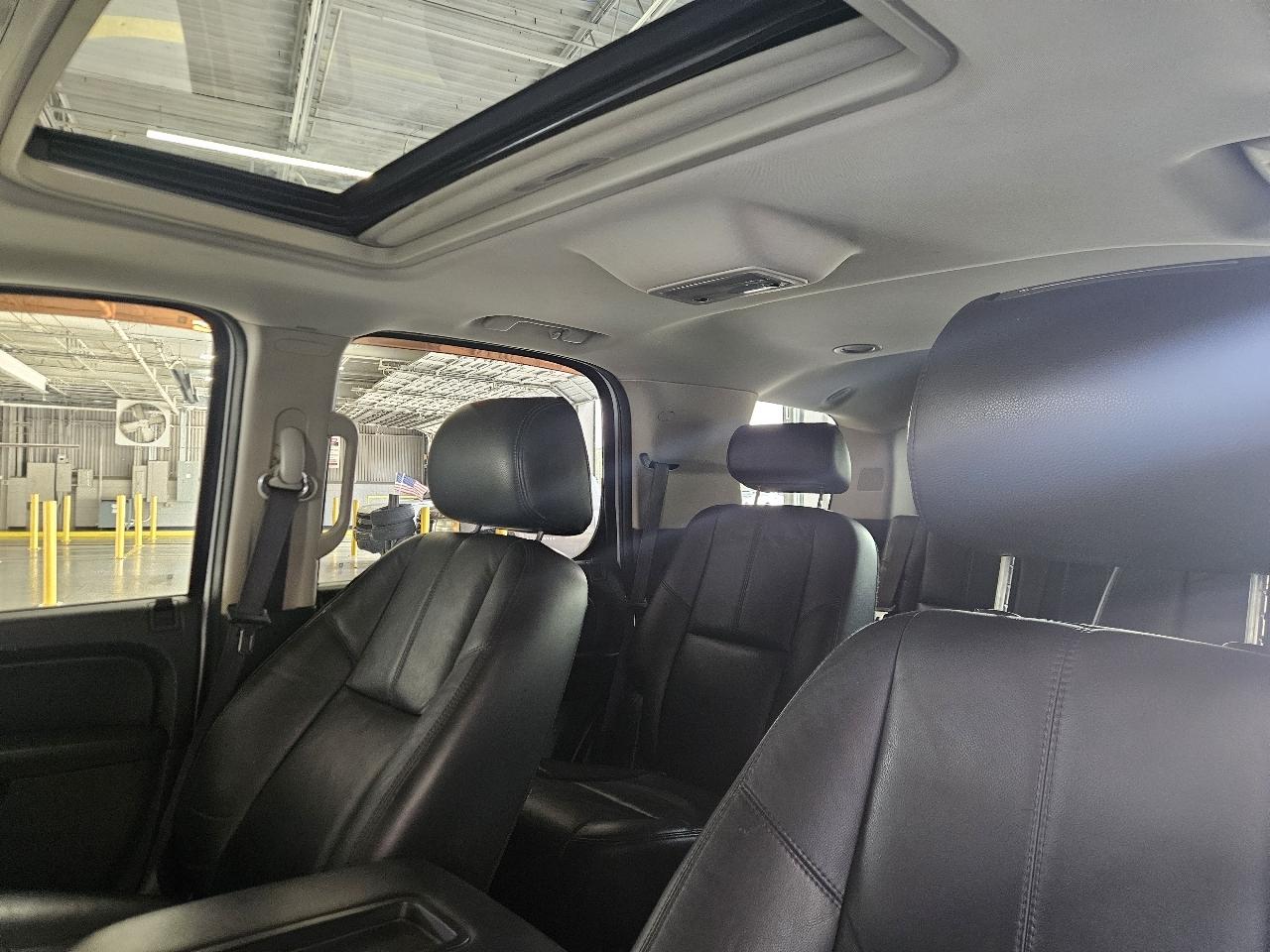 Chevrolet Tahoe Z71 4D SUV 4WD 2010