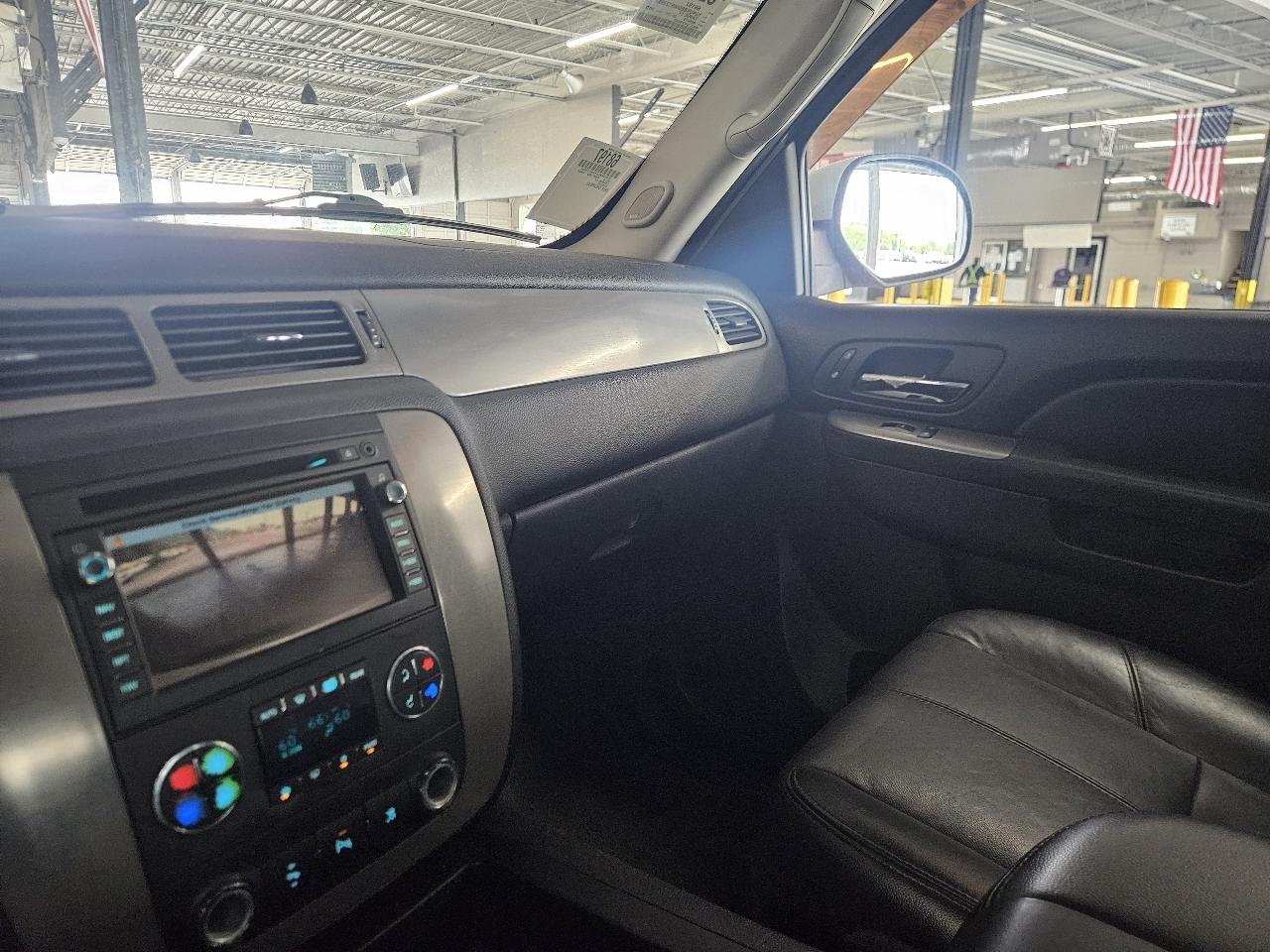 Chevrolet Tahoe Z71 4D SUV 4WD 2010
