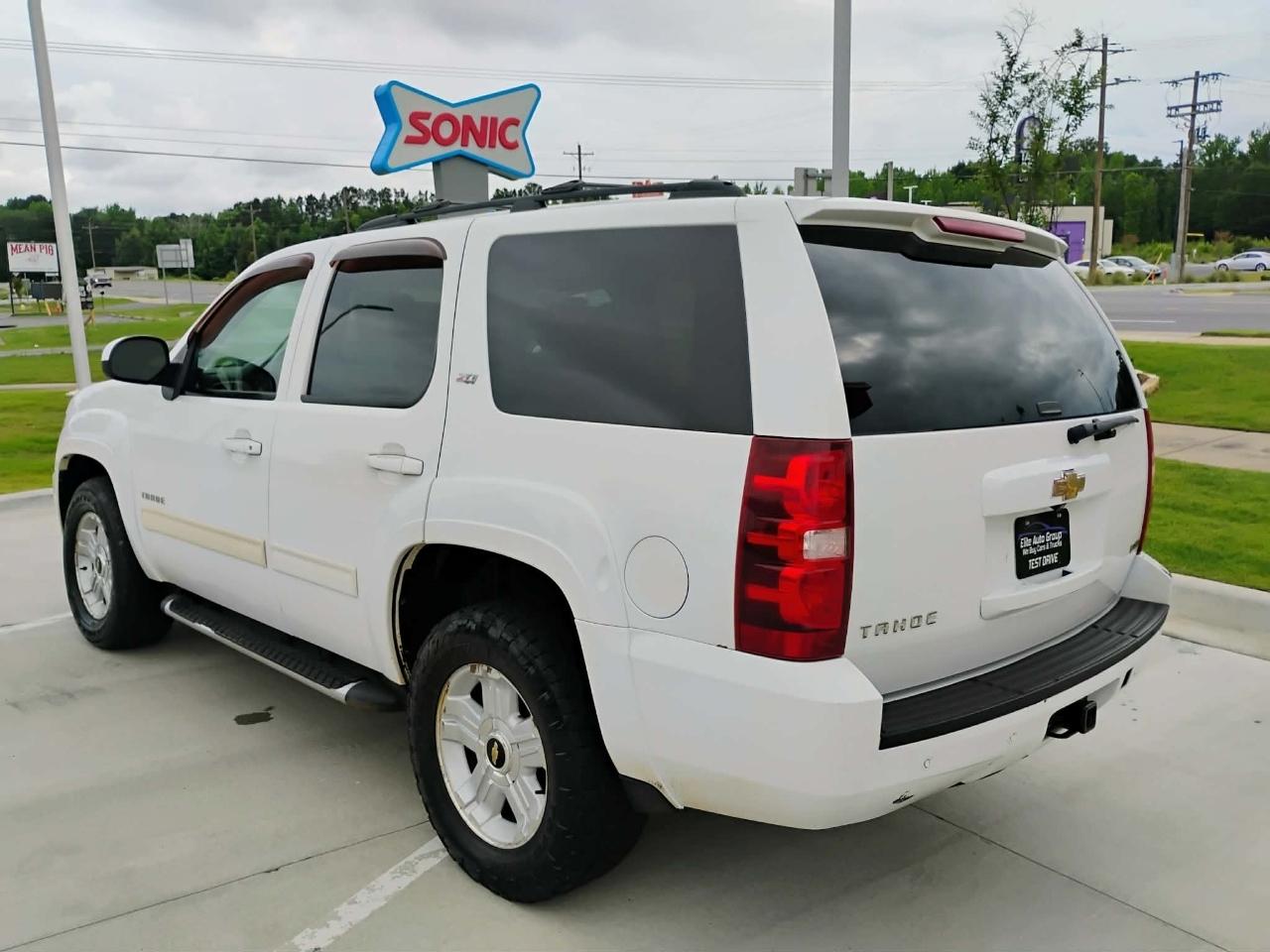 Chevrolet Tahoe Z71 4D SUV 4WD 2010