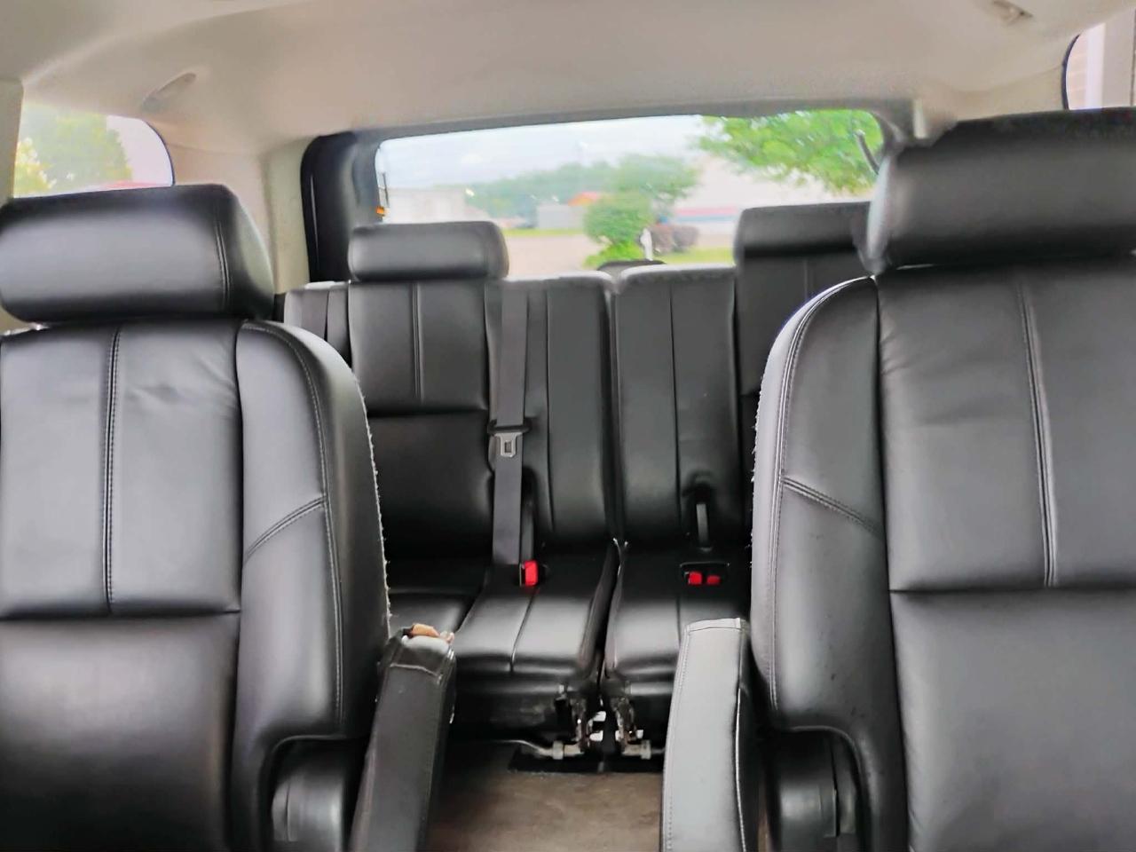 Chevrolet Tahoe Z71 4D SUV 4WD 2010