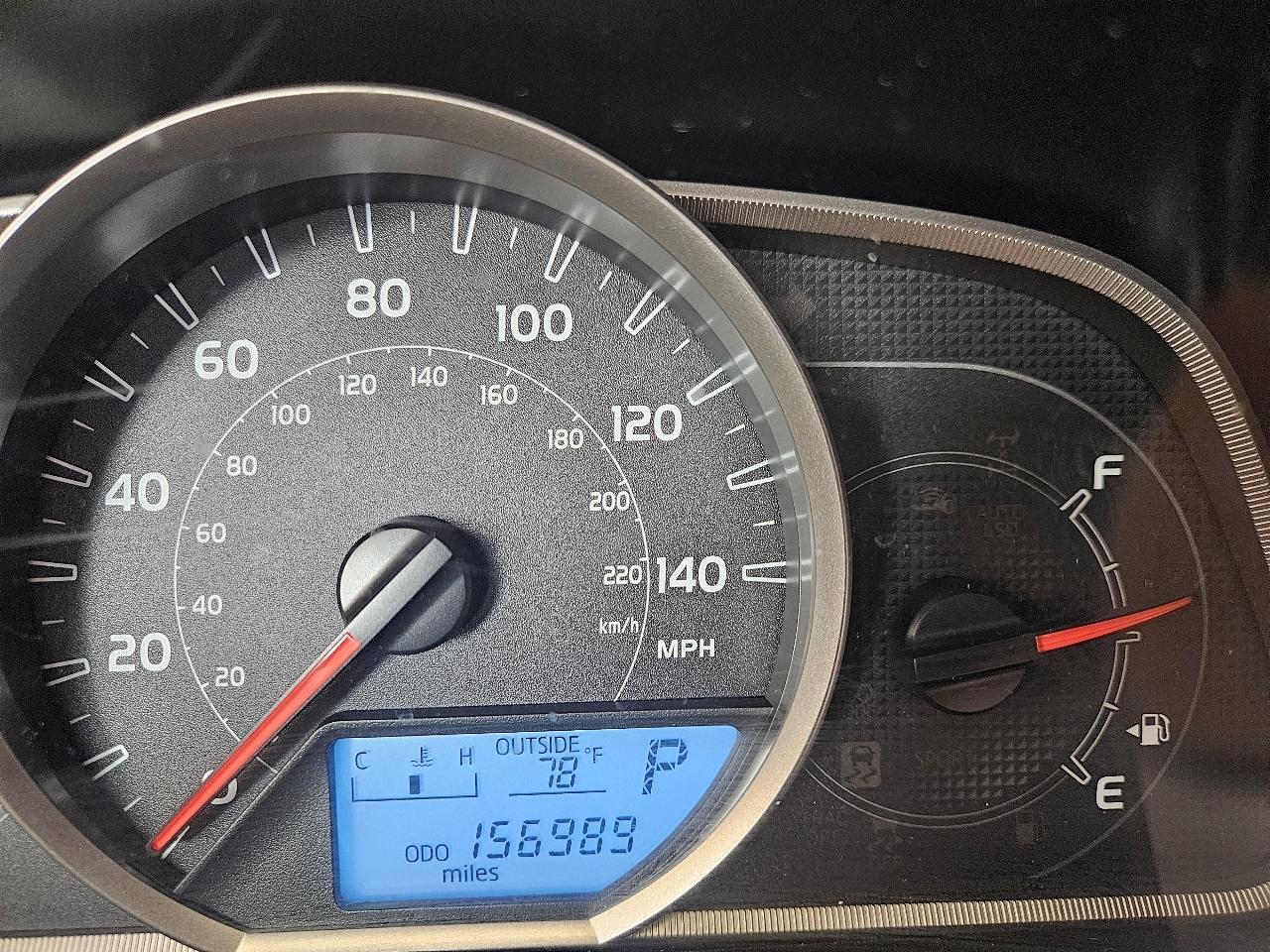 Toyota RAV4 AWD 4dr XLE (Natl) 2013