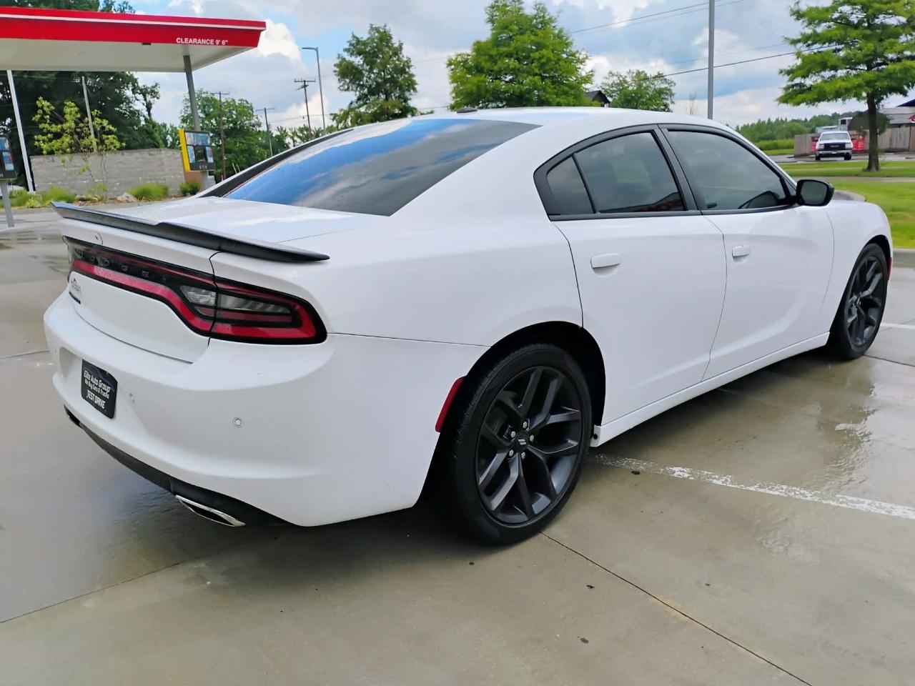 Dodge Charger SXT RWD 2020
