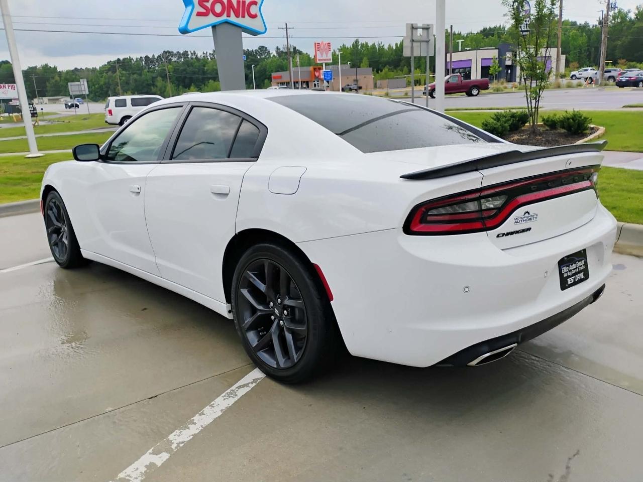 Dodge Charger SXT RWD 2020