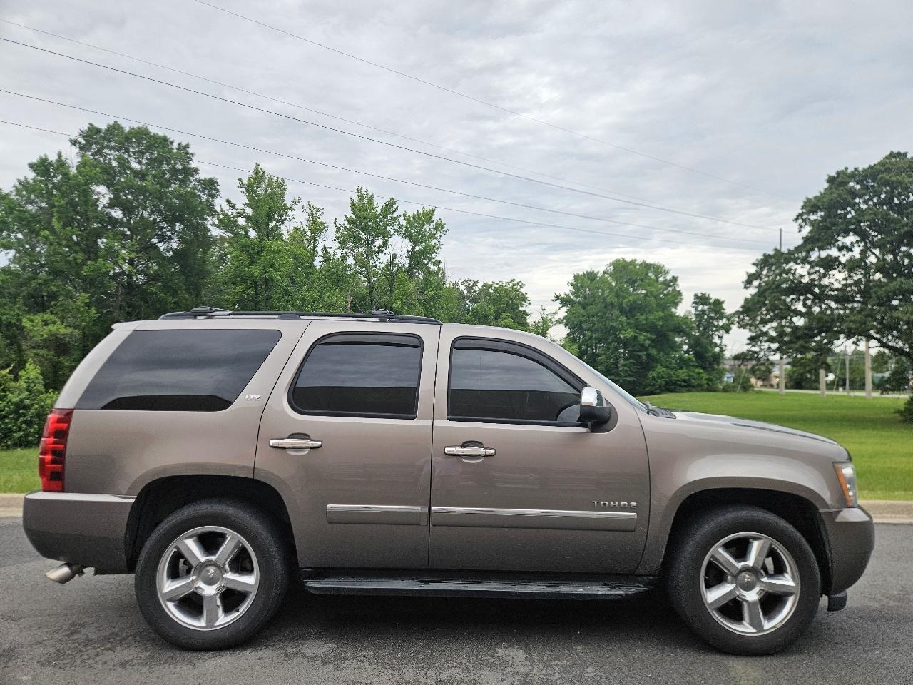 Chevrolet Tahoe 2WD 4dr 1500 LTZ 2012