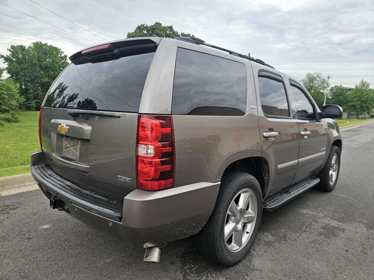 Chevrolet Tahoe 2WD 4dr 1500 LTZ 2012