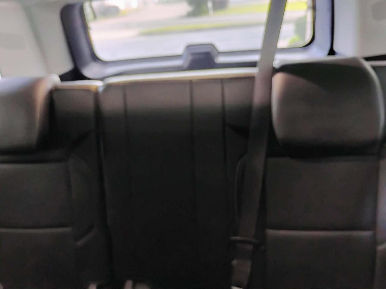 Chevrolet Suburban 4WD 4dr 1500 LT 2017