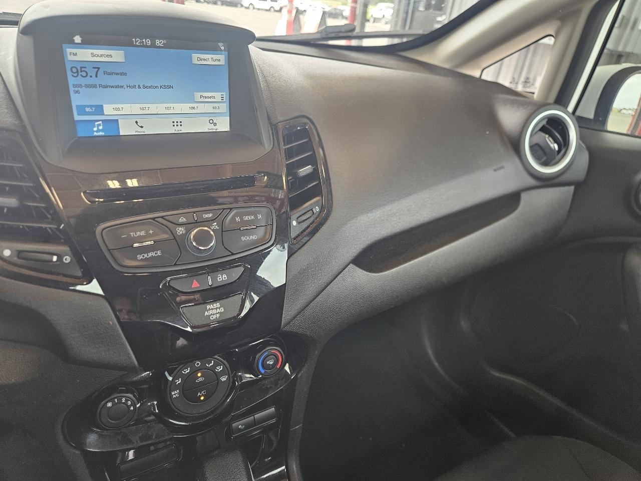 Ford Fiesta SE Sedan 2019