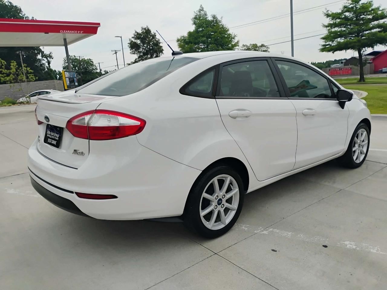 Ford Fiesta SE Sedan 2019