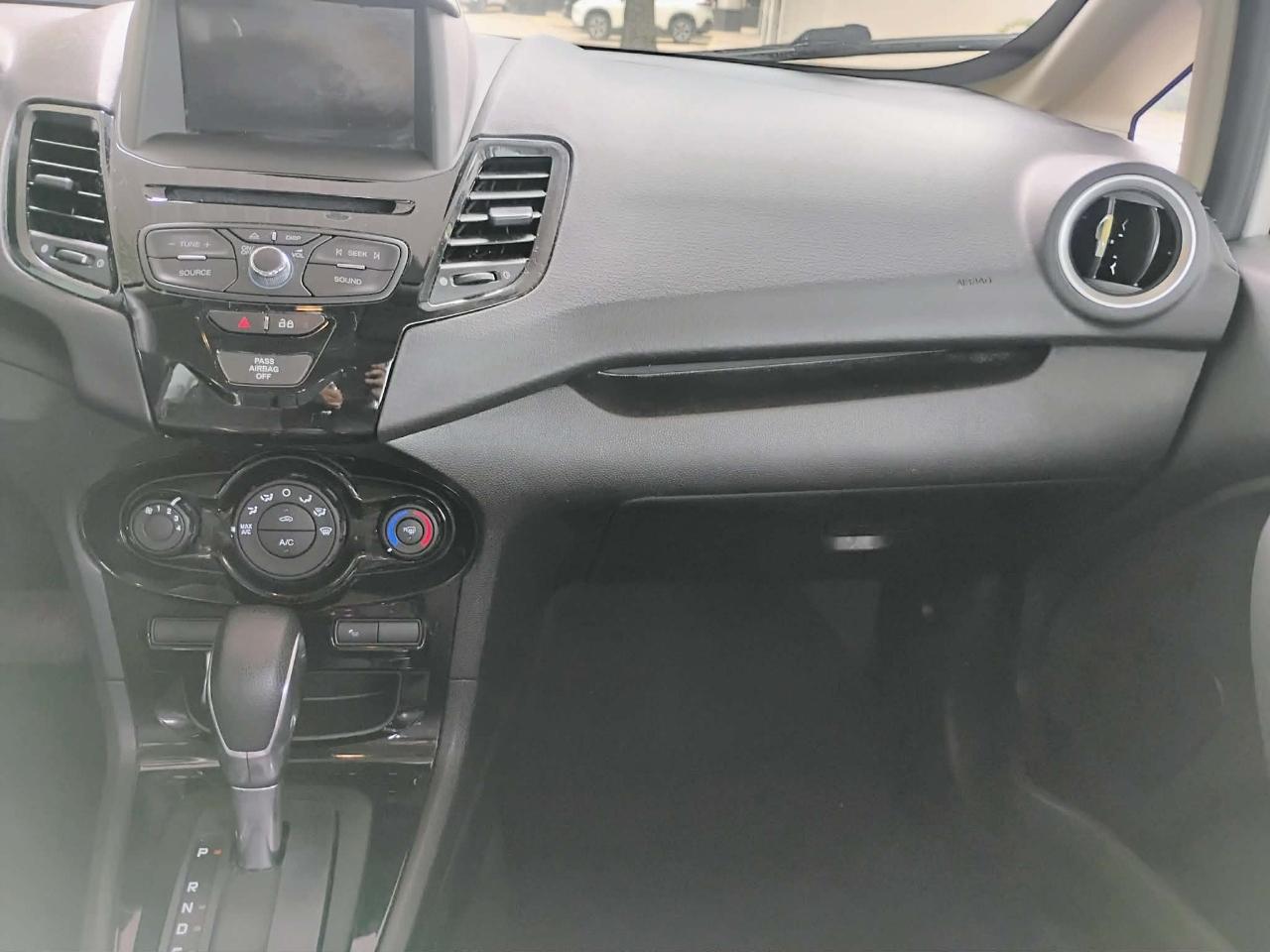 Ford Fiesta SE Sedan 2019
