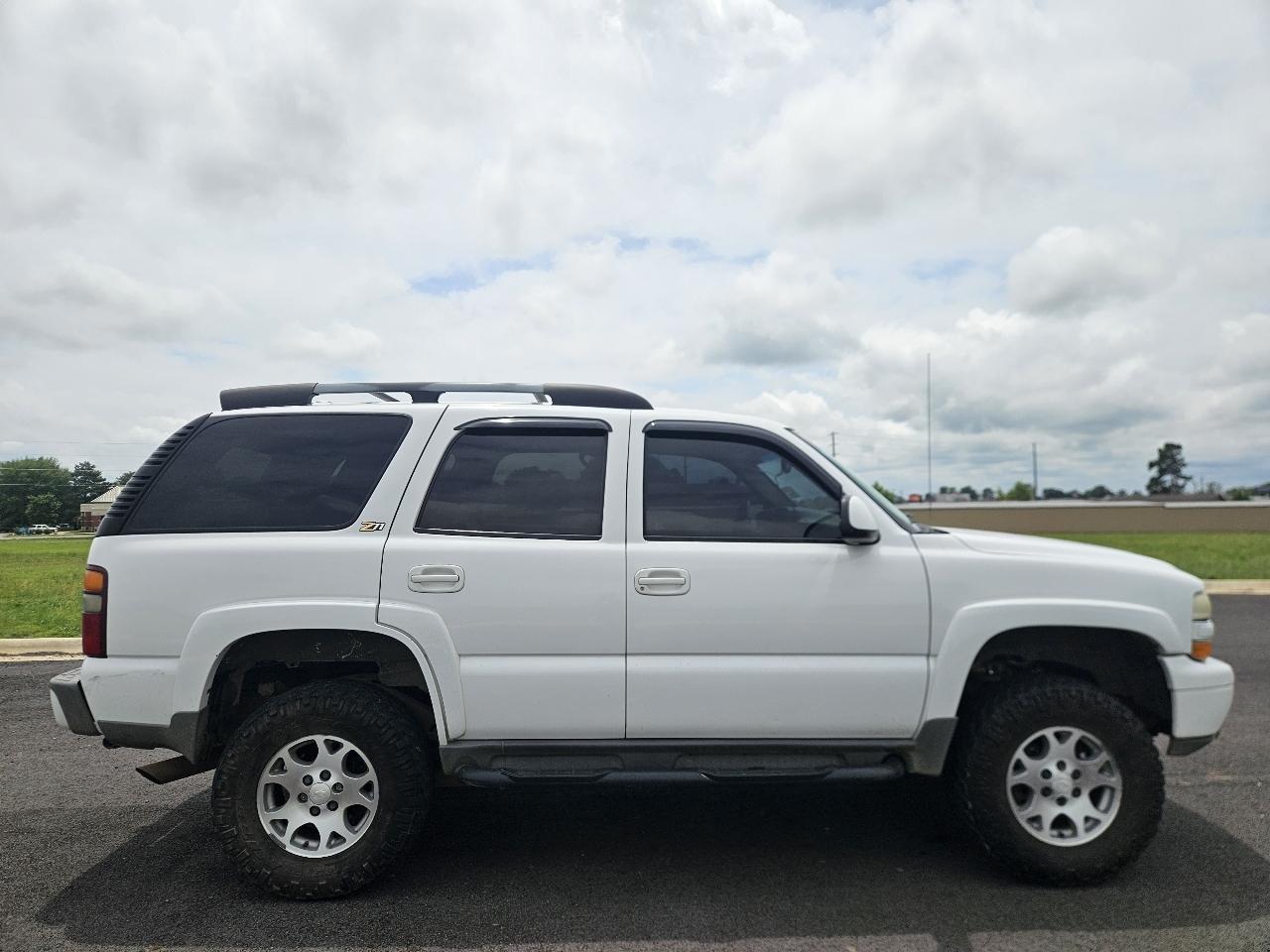 Chevrolet Tahoe 4dr 1500 4WD Z71 2002