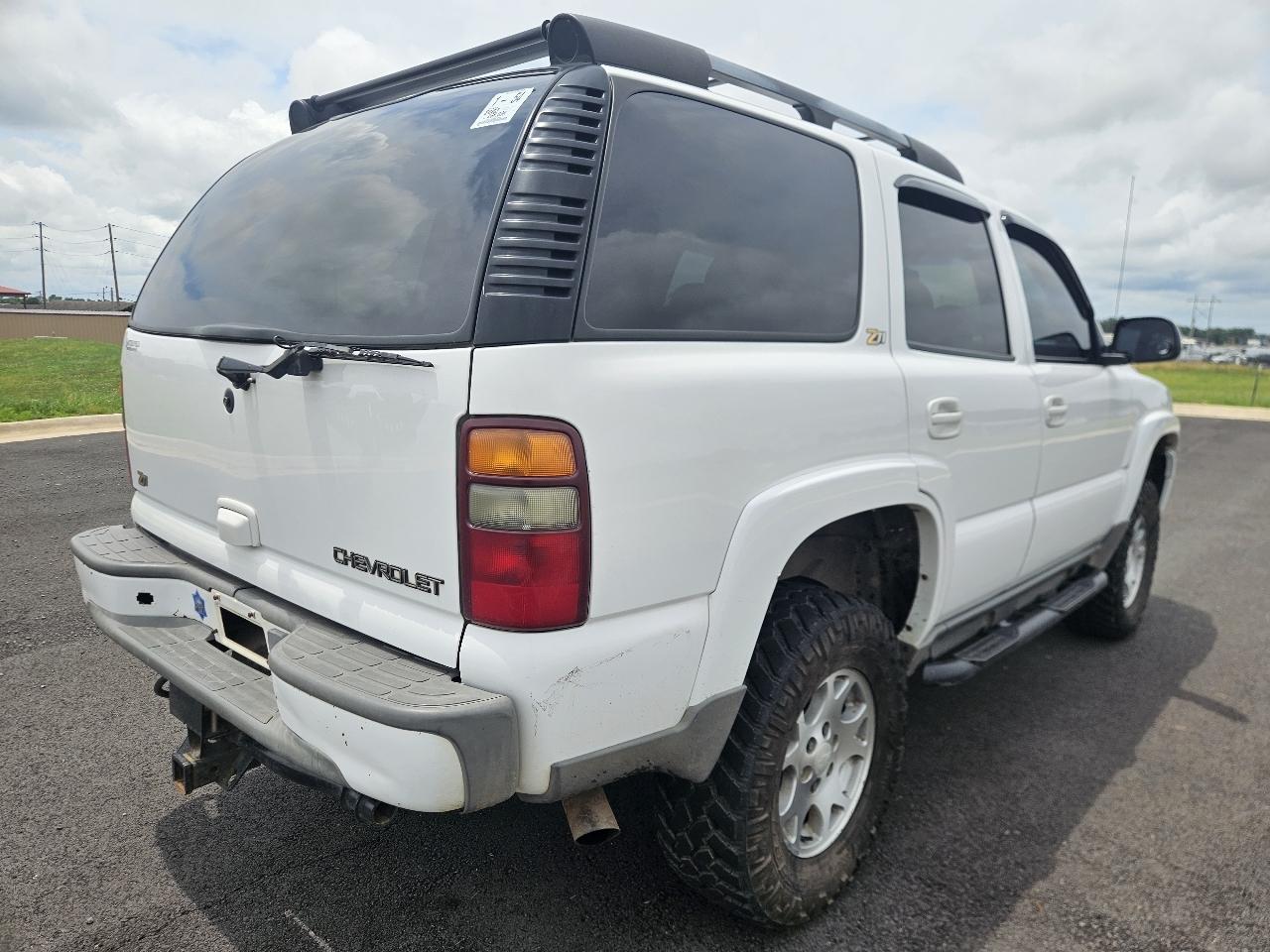 Chevrolet Tahoe 4dr 1500 4WD Z71 2002
