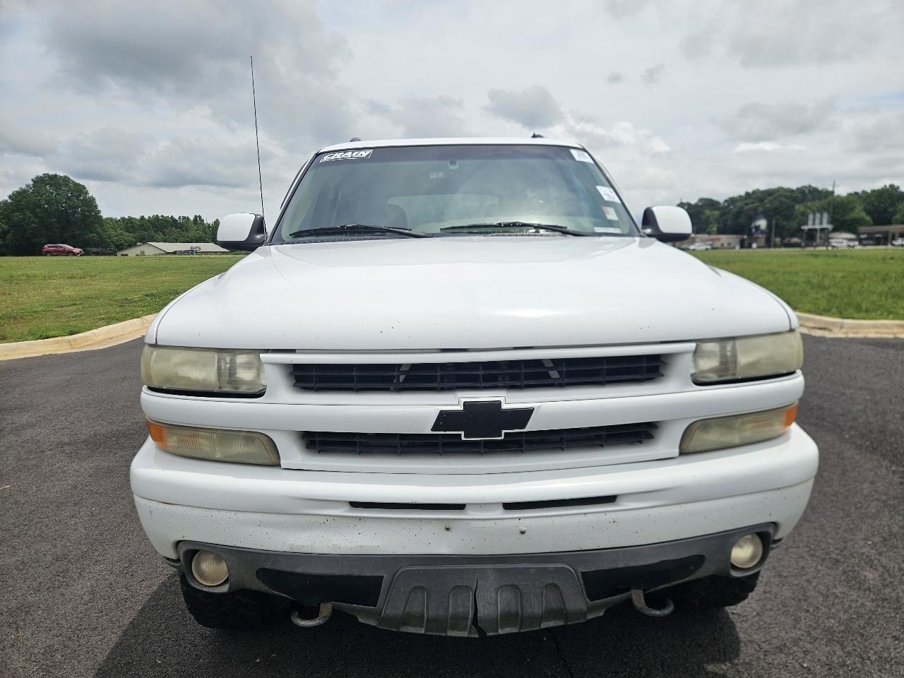 Chevrolet Tahoe 4dr 1500 4WD Z71 2002