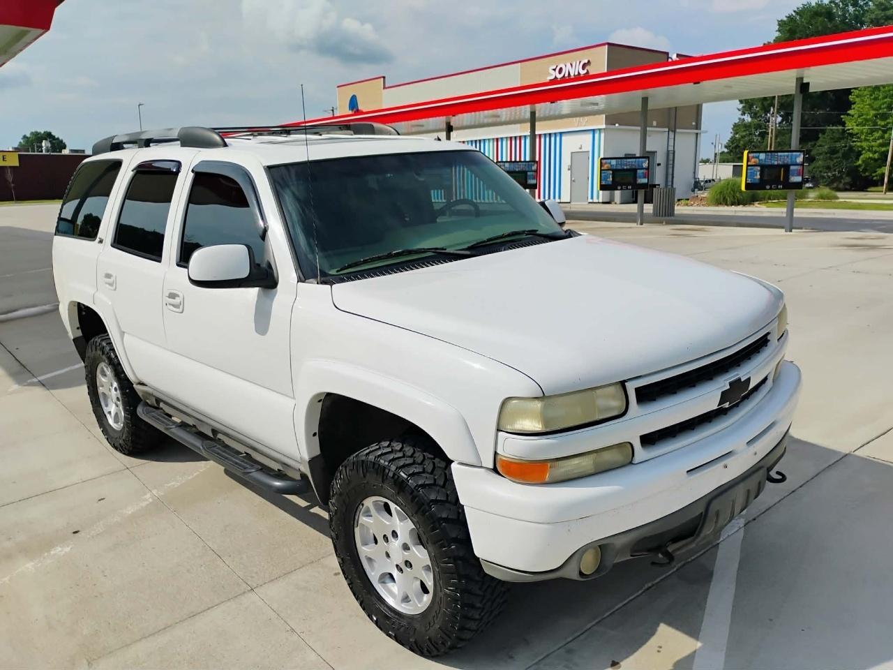 Chevrolet Tahoe 4dr 1500 4WD Z71 2002