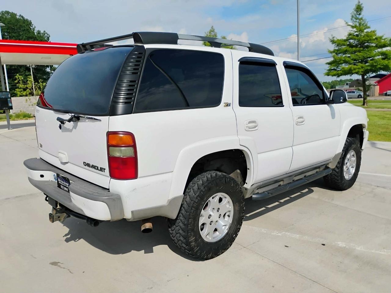 Chevrolet Tahoe 4dr 1500 4WD Z71 2002