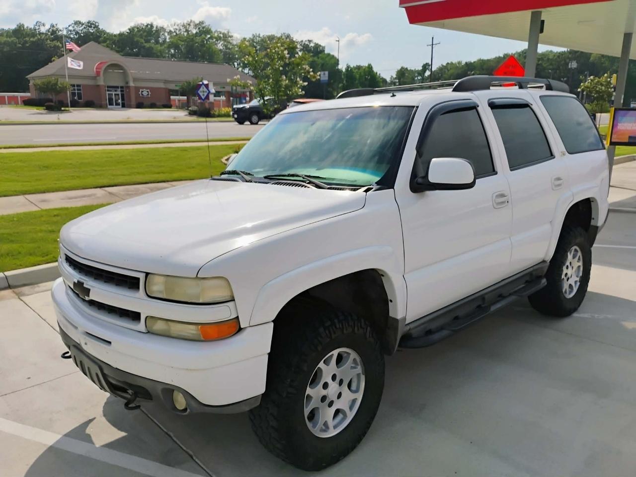 Chevrolet Tahoe 4dr 1500 4WD Z71 2002
