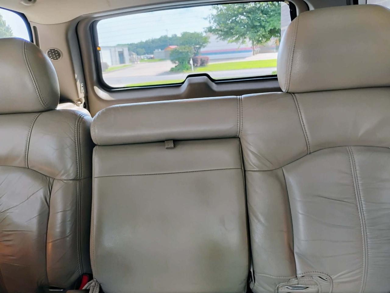 Chevrolet Tahoe 4dr 1500 4WD Z71 2002