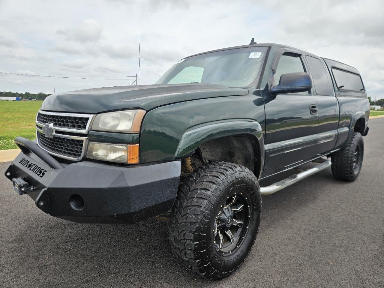Chevrolet Silverado 1500 1LT Double Cab 4WD 2006