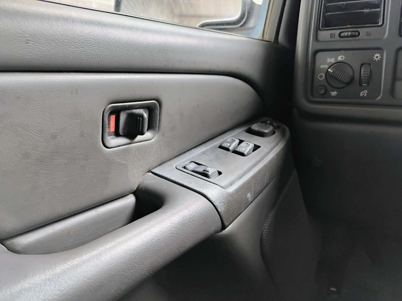 Chevrolet Silverado 1500 1LT Double Cab 4WD 2006