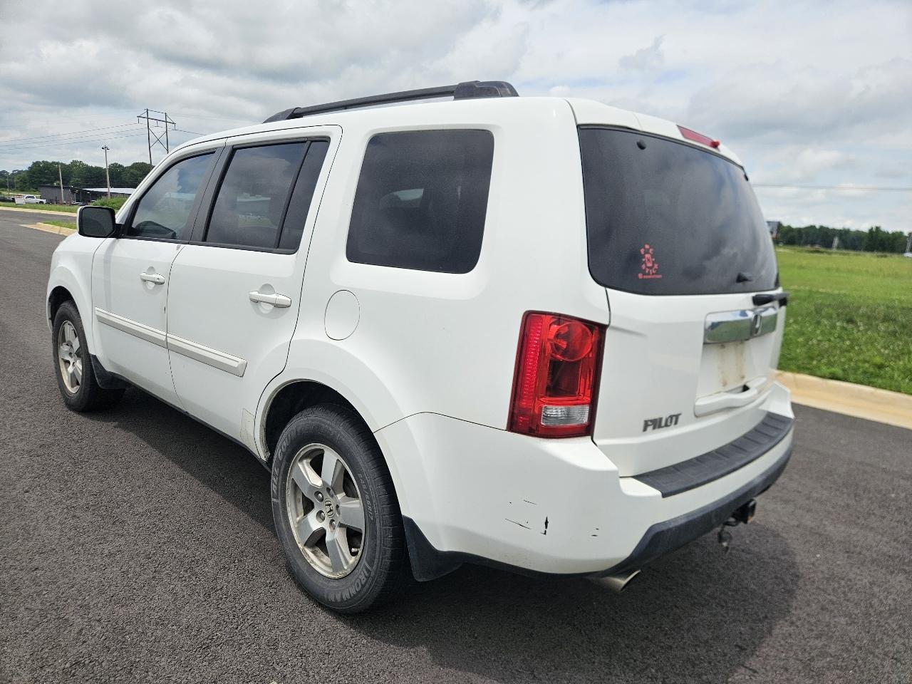 Honda Pilot 2WD 4dr EX-L 2011