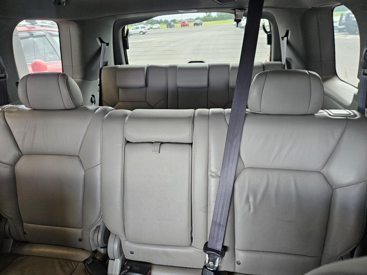 Honda Pilot 2WD 4dr EX-L 2011