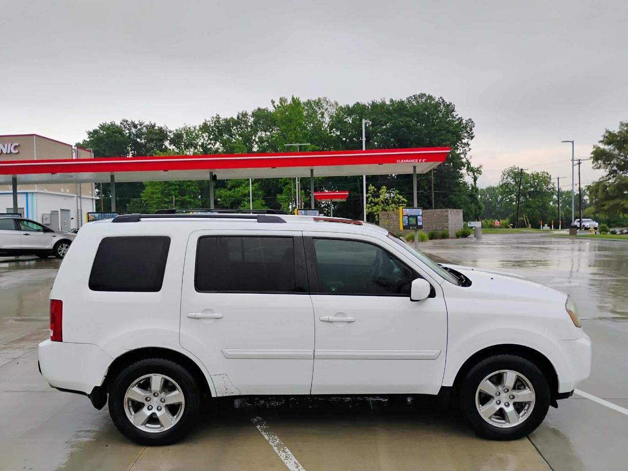 Honda Pilot 2WD 4dr EX-L 2011