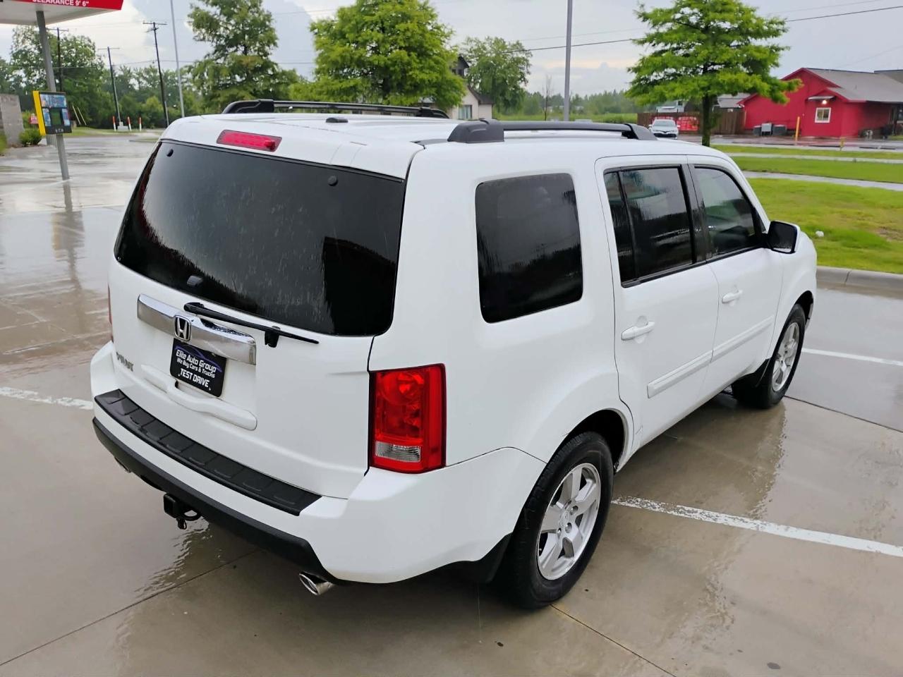Honda Pilot 2WD 4dr EX-L 2011