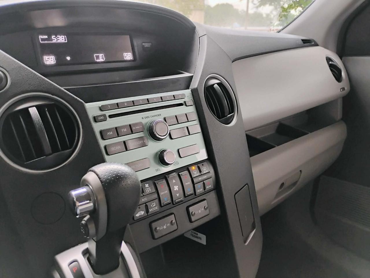 Honda Pilot 2WD 4dr EX-L 2011