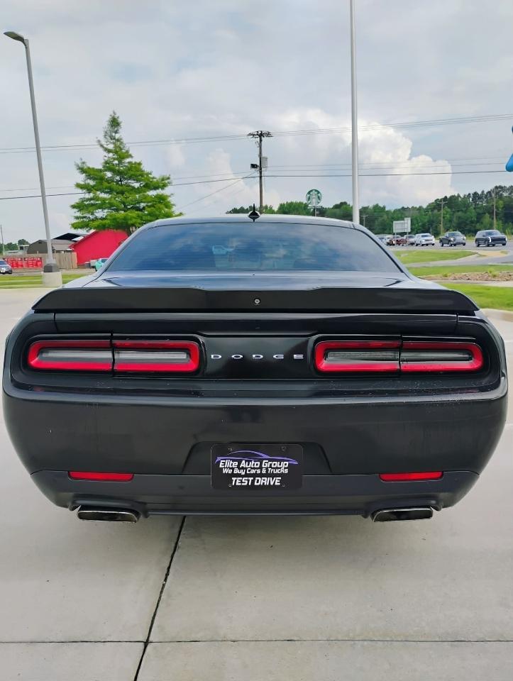 Dodge Challenger 2dr Cpe R/T 2015