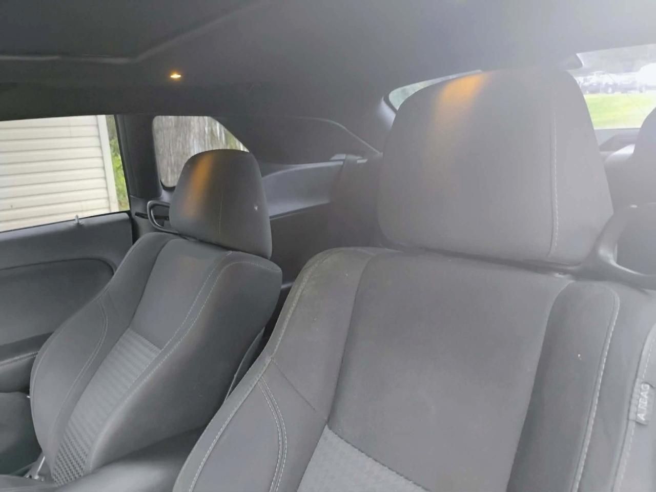 Dodge Challenger 2dr Cpe R/T 2015