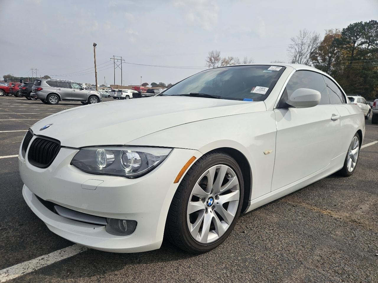 BMW 3 Series 2dr Conv 328i SULEV 2011