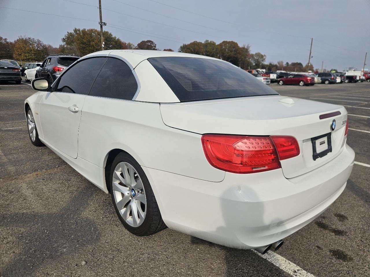 BMW 3 Series 2dr Conv 328i SULEV 2011