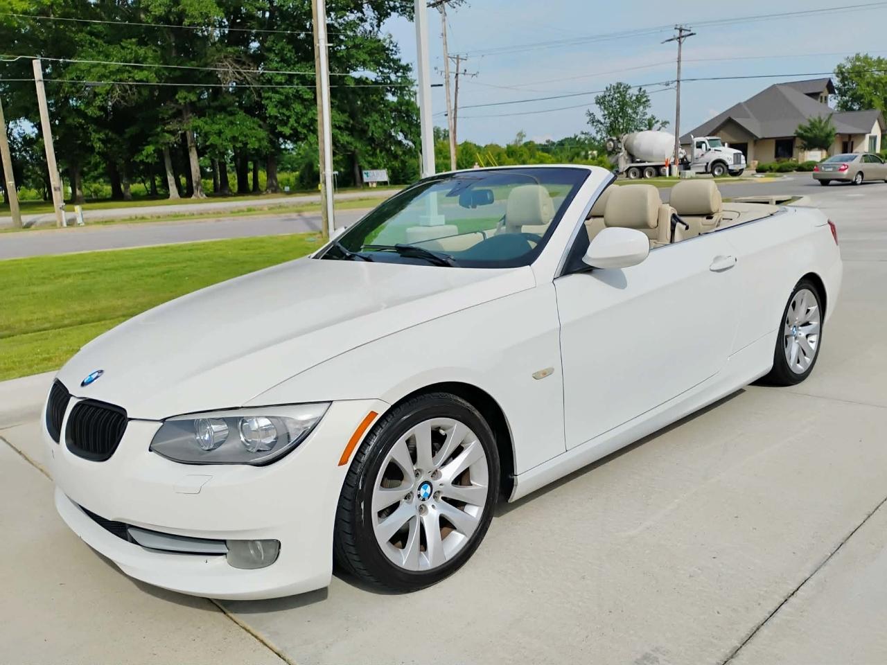 2011 BMW 3 Series 2dr Conv 328i SULEV