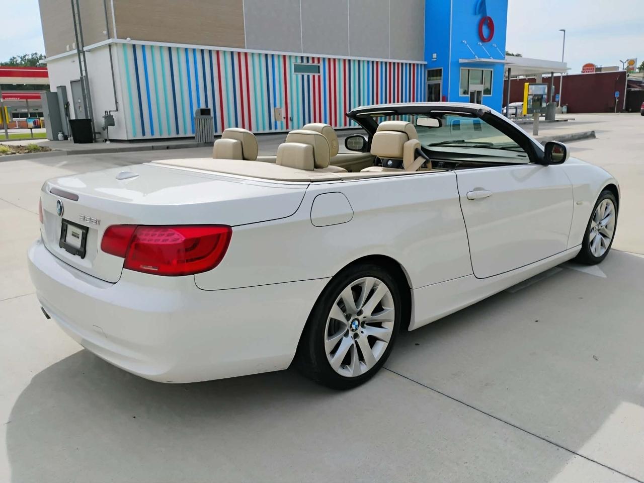 BMW 3 Series 2dr Conv 328i SULEV 2011