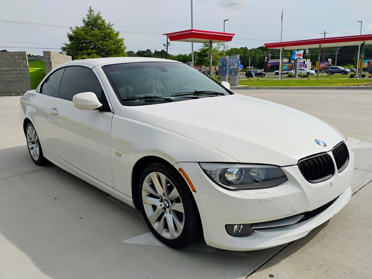 BMW 3 Series 2dr Conv 328i SULEV 2011