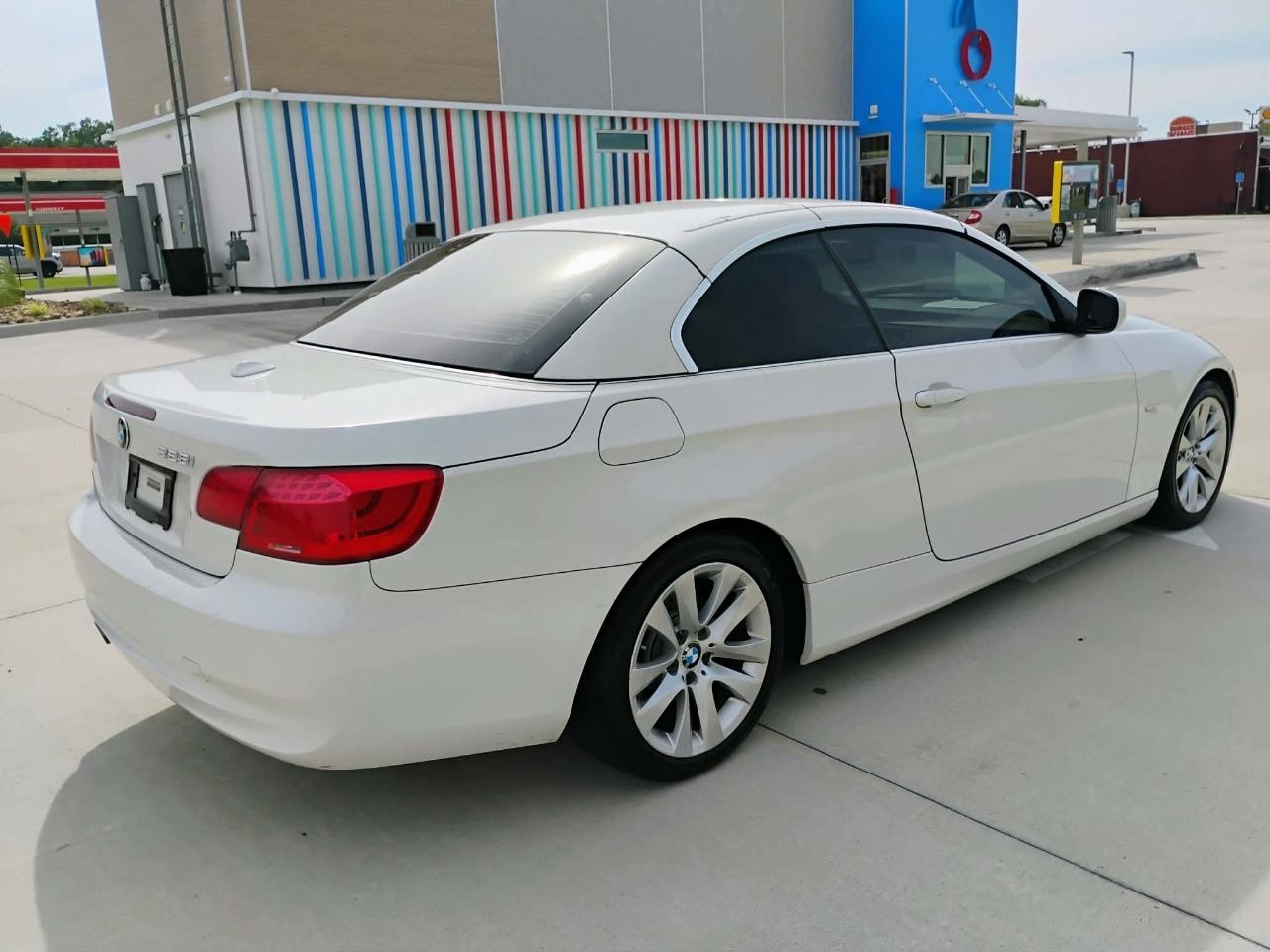 BMW 3 Series 2dr Conv 328i SULEV 2011