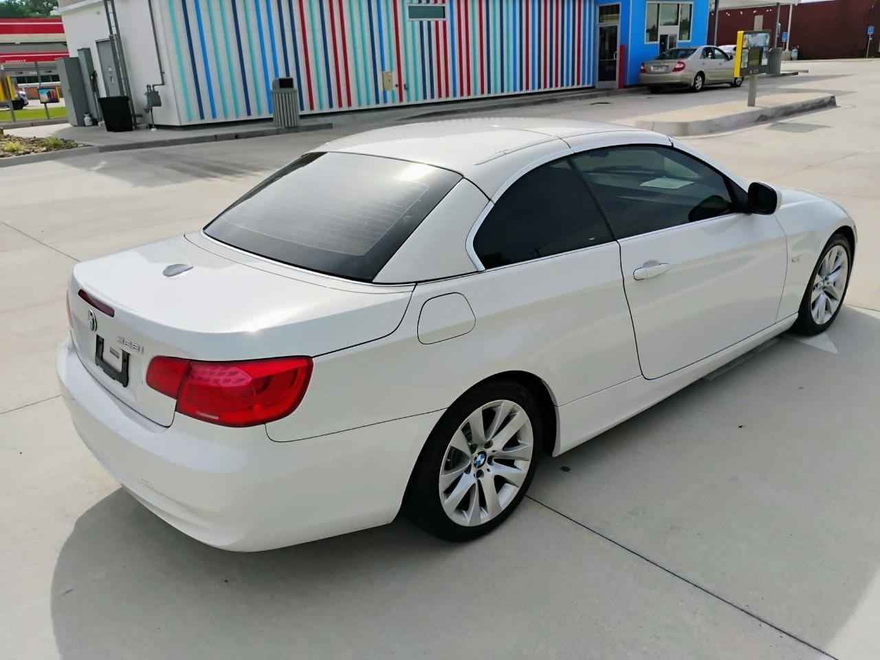 BMW 3 Series 2dr Conv 328i SULEV 2011