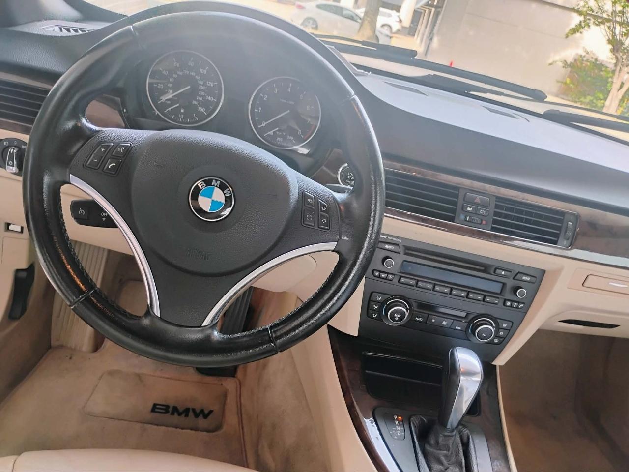 BMW 3 Series 2dr Conv 328i SULEV 2011