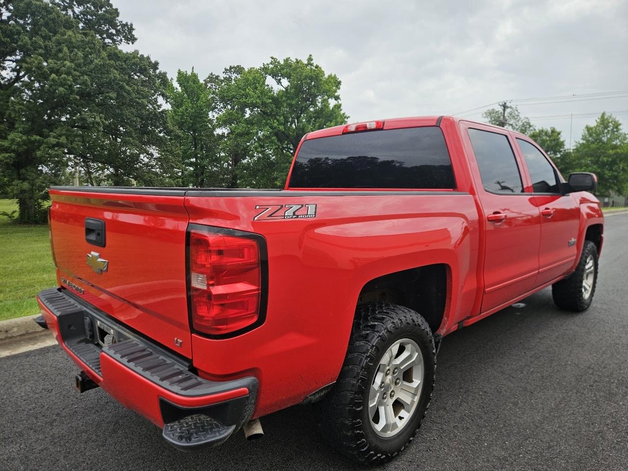 Chevrolet Silverado 1500 4WD Crew Cab 143.5" LT w/2LT 2018