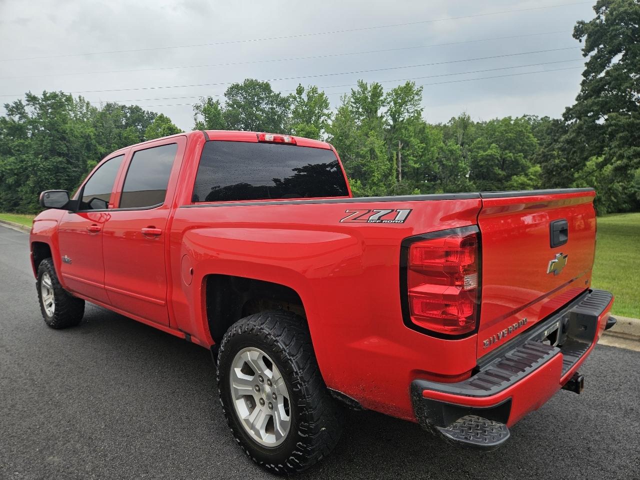 Chevrolet Silverado 1500 4WD Crew Cab 143.5" LT w/2LT 2018