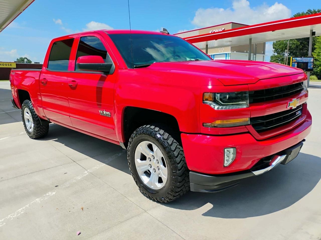 2018 Chevrolet Silverado 1500 4WD Crew Cab 143.5" LT w/2LT