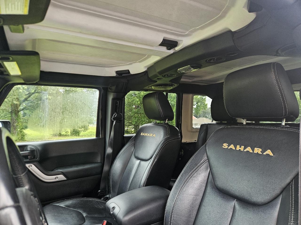 Jeep Wrangler Unlimited 4WD 4dr Sahara 2013