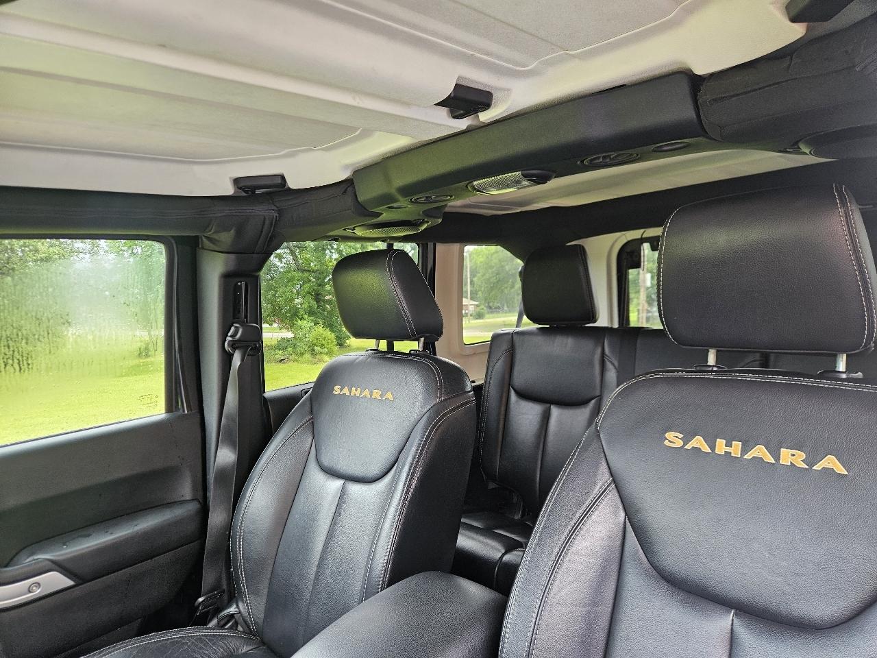 Jeep Wrangler Unlimited 4WD 4dr Sahara 2013