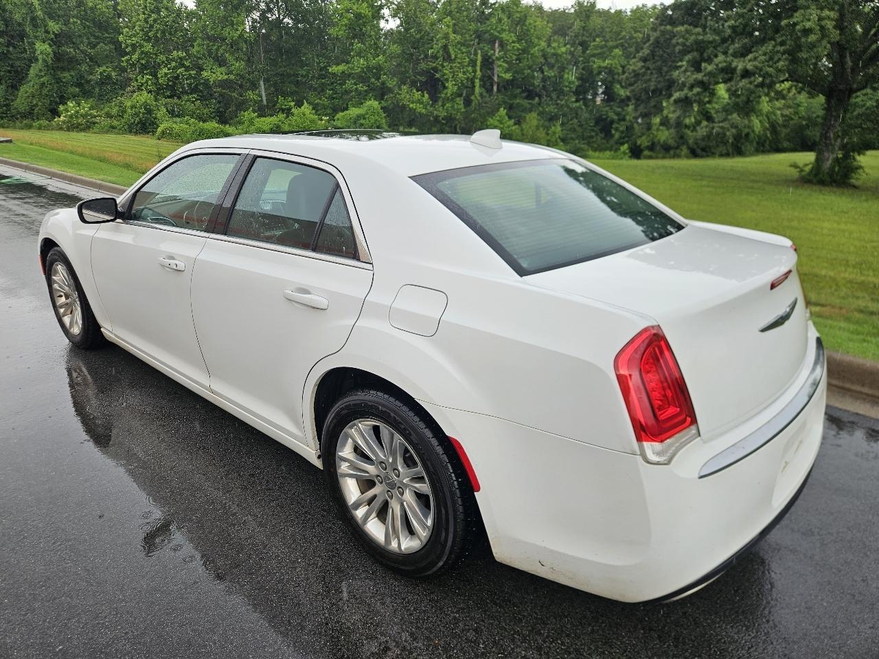 Chrysler 300 Limited RWD 2017