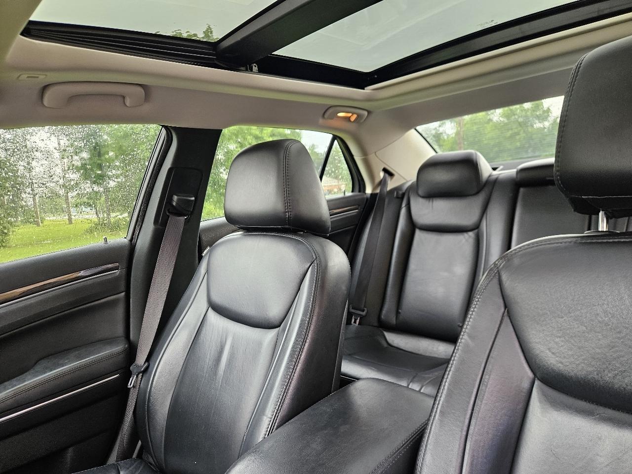 Chrysler 300 Limited RWD 2017