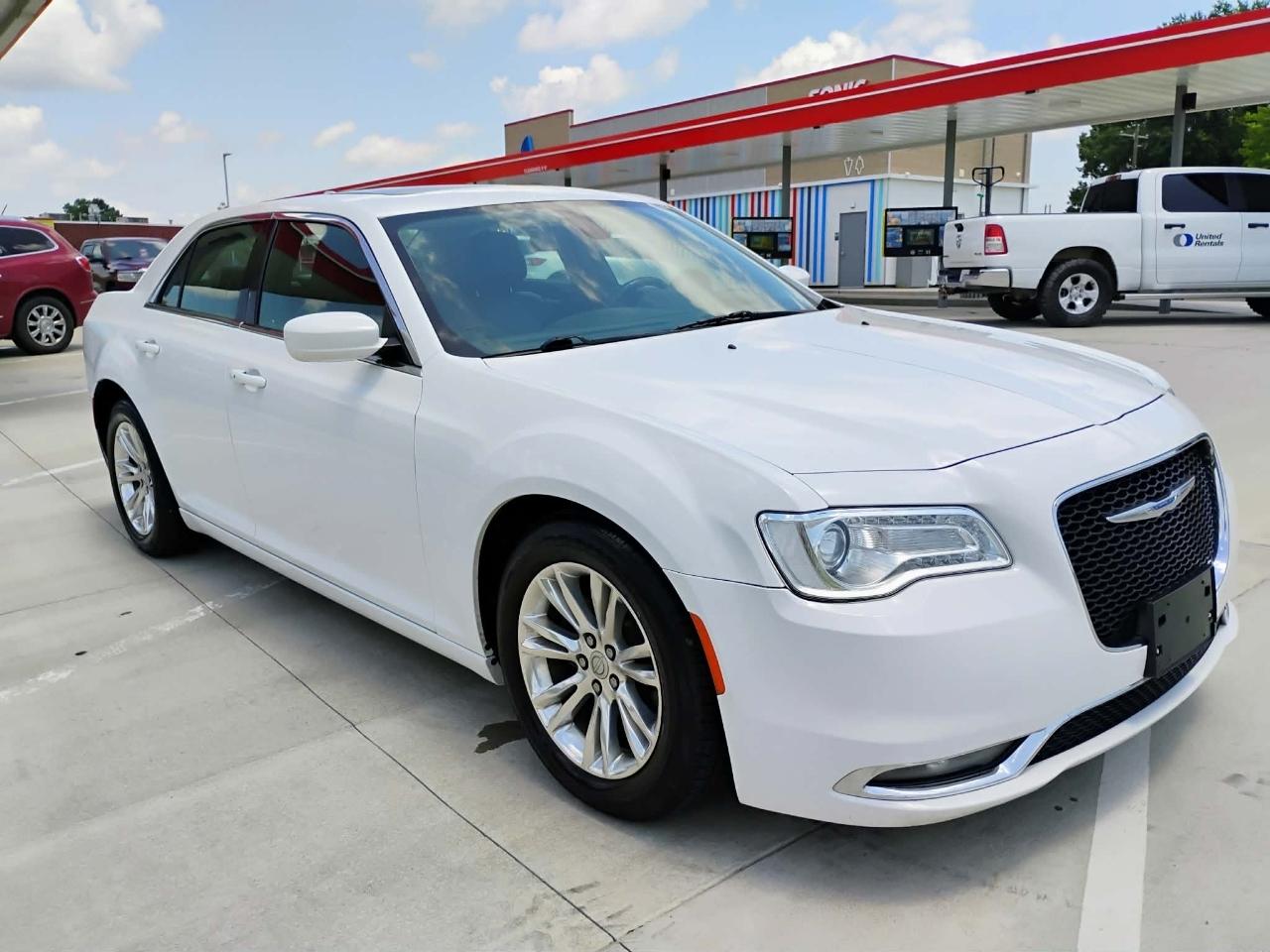 Chrysler 300 Limited RWD 2017