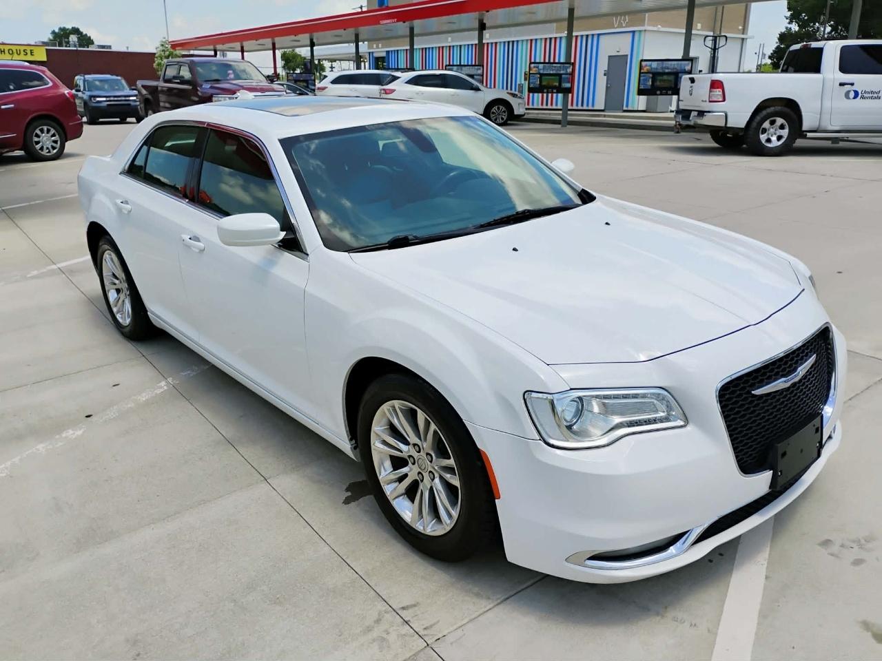 Chrysler 300 Limited RWD 2017