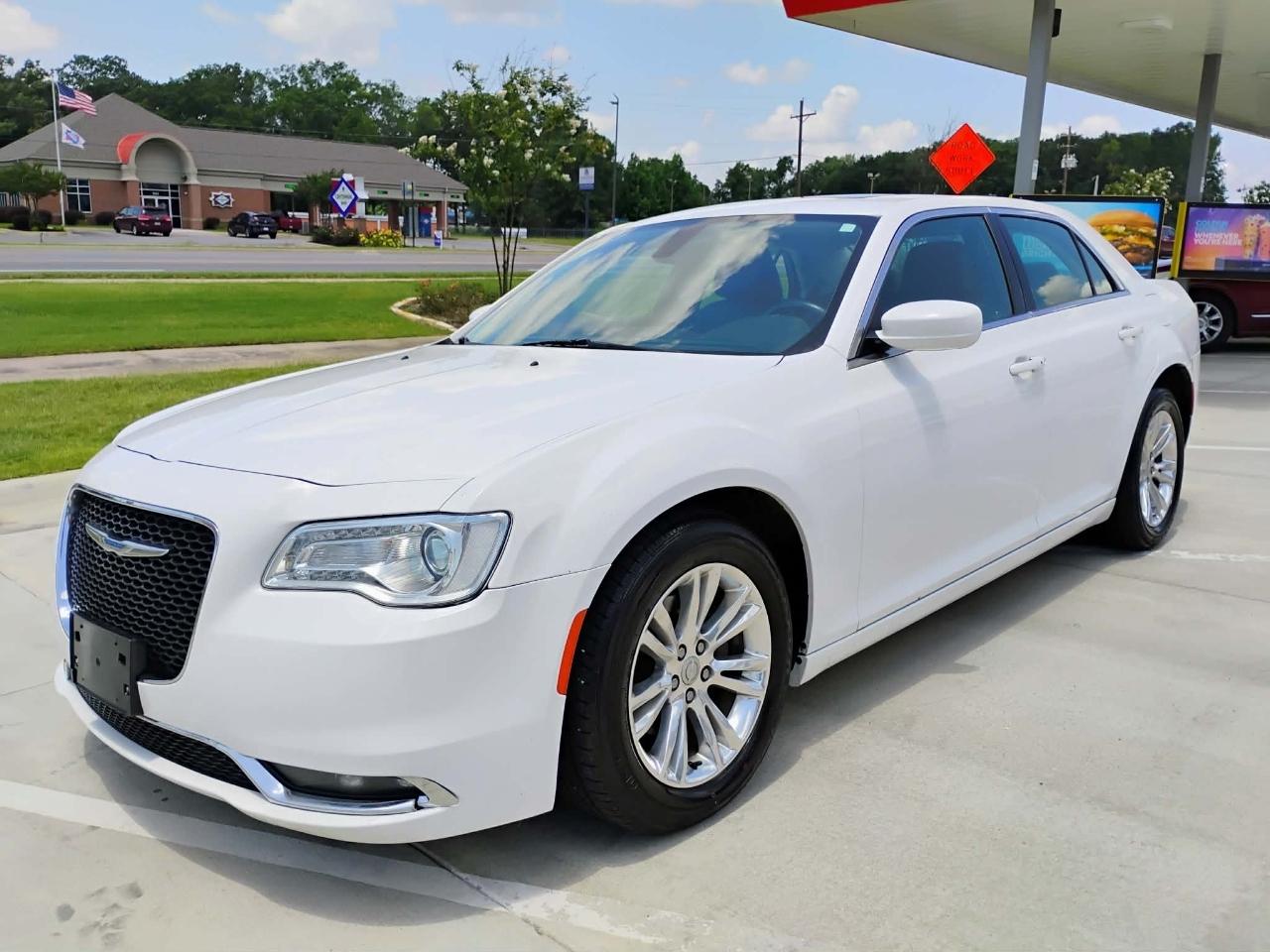 Chrysler 300 Limited RWD 2017